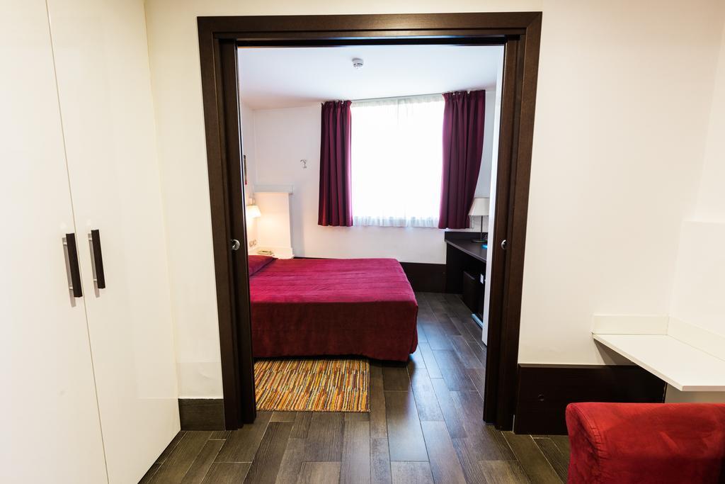 Ecohotel Roma Esterno foto